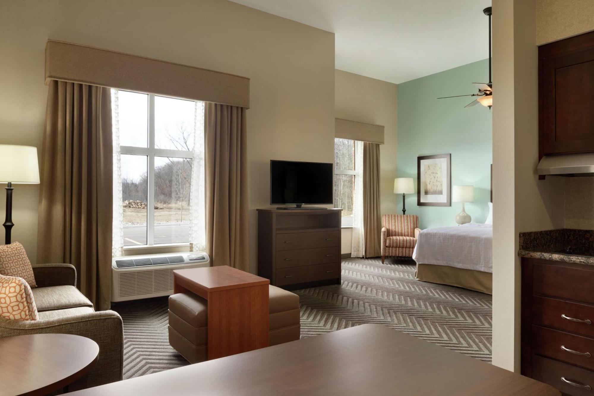 Homewood Suites By Hilton Kalamazoo-Portage Bagian luar foto