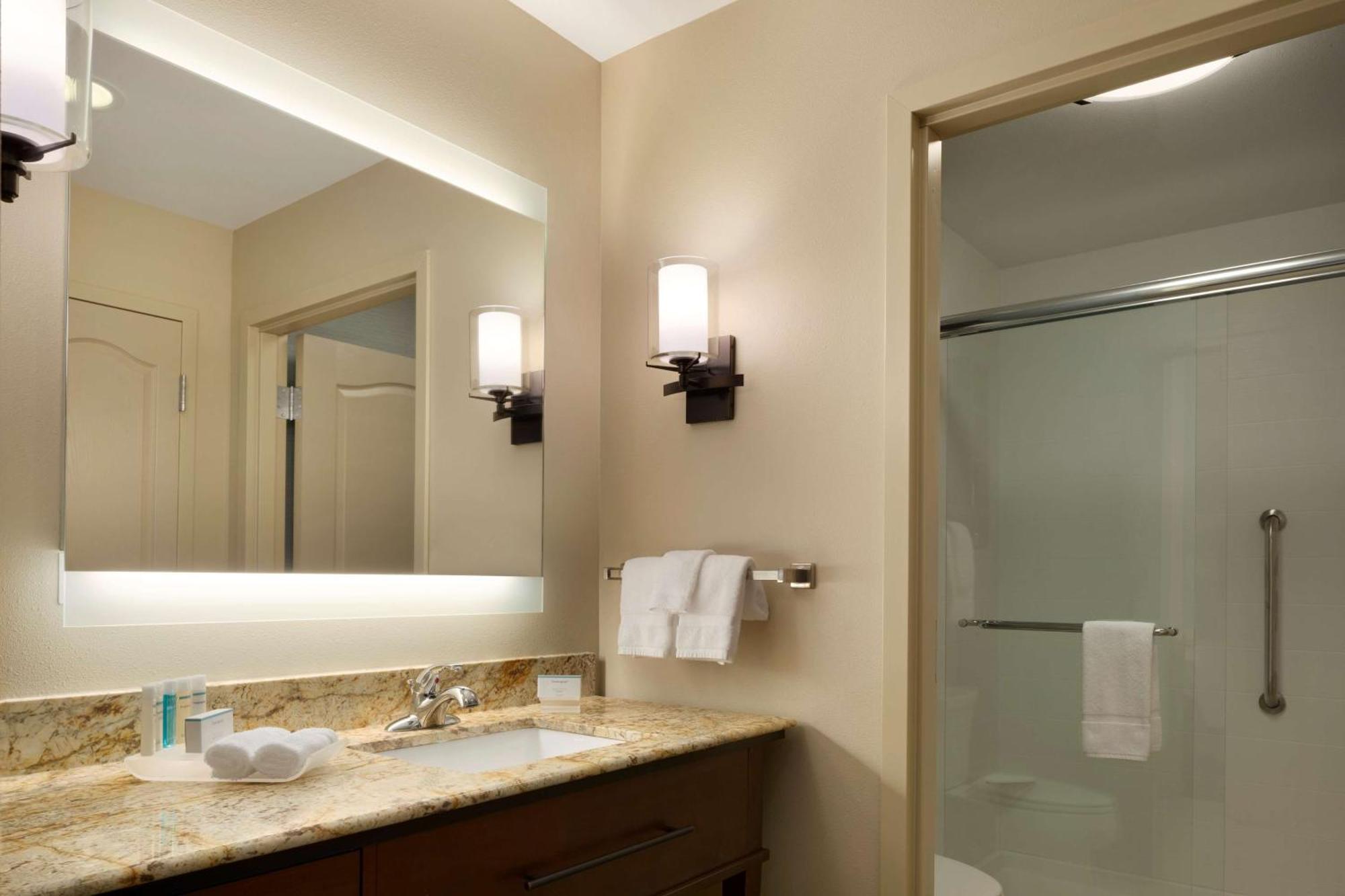 Homewood Suites By Hilton Kalamazoo-Portage Bagian luar foto